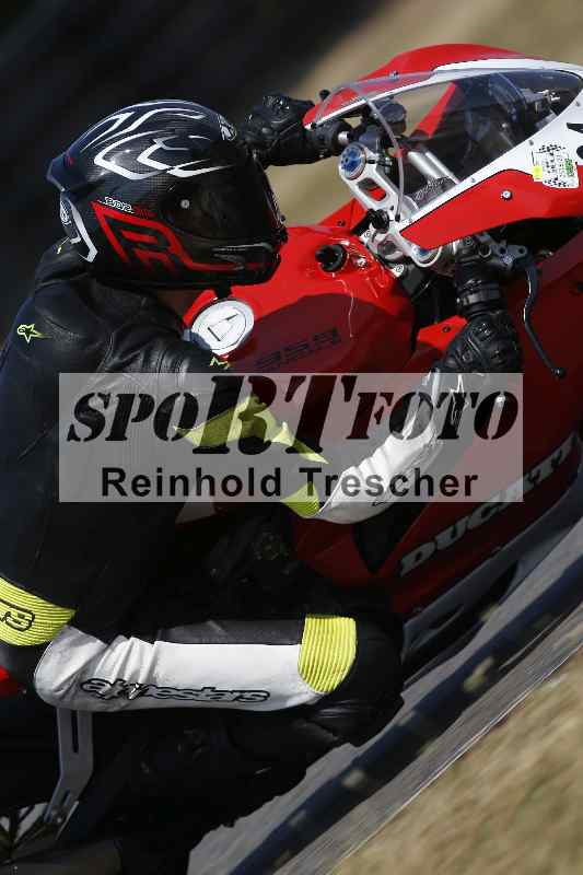 /Archiv-2023/28 05.06.2023 Moto Club Anneau du Rhin/vert-medium/24